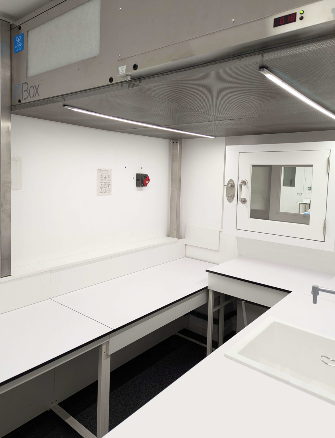 How FineHeart transformed its cleaning room with a custom-designed P ...